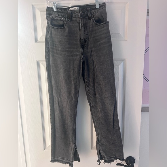 Abercrombie ultra high rise ankle straight - Picture 1 of 2